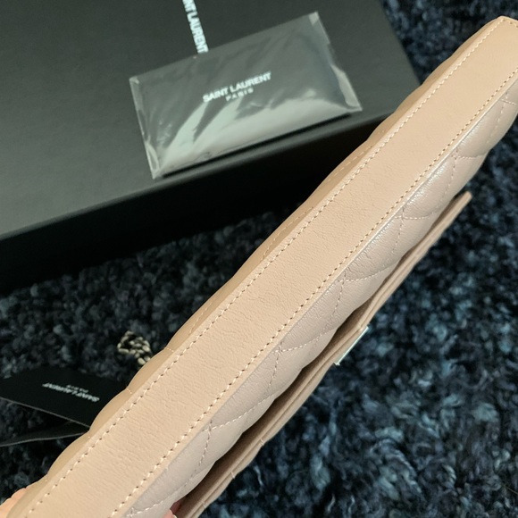 Saint Laurent Monogram wallet on chain bag - Picture 3 of 8